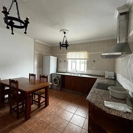 Con Piscina Privada