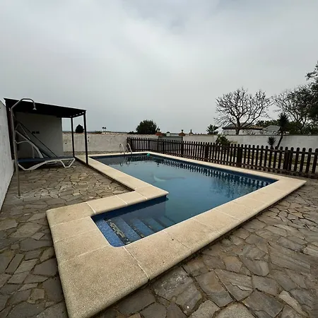 Con Piscina Privada *